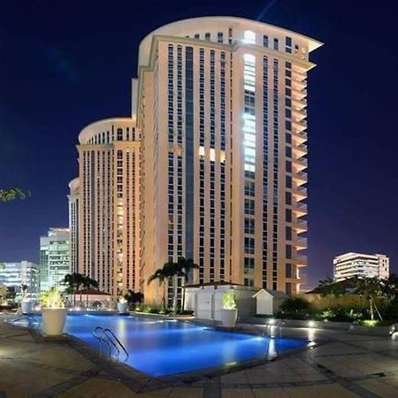 A2J Luxury 1Br Balcony Suite Near Venice Mall Bgc Manille Extérieur photo