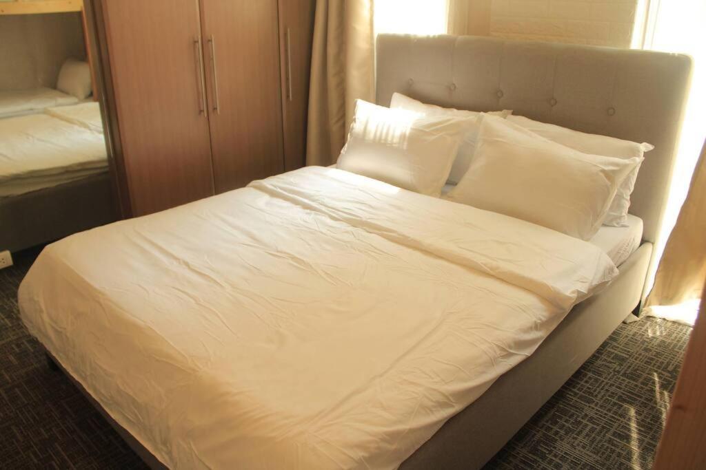 A2J Luxury 1Br Balcony Suite Near Venice Mall Bgc Manille Extérieur photo