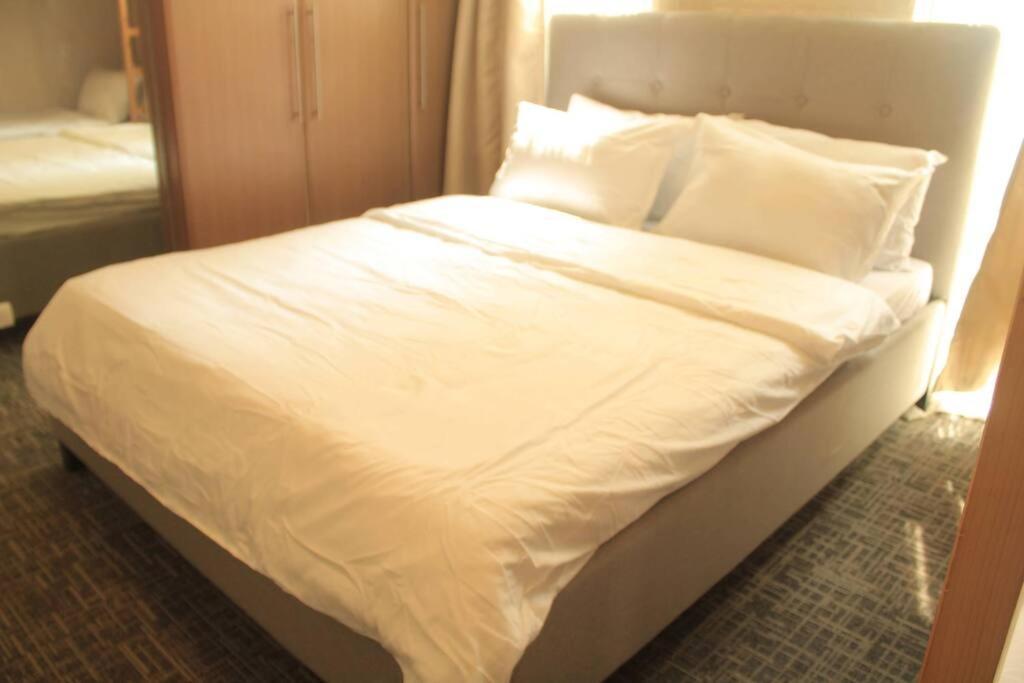 A2J Luxury 1Br Balcony Suite Near Venice Mall Bgc Manille Extérieur photo